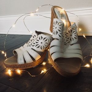 Spring Step Leather White Wedge, 6